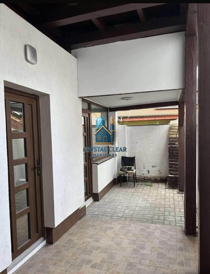 Casă pe 3 nivele, cu 13 camere-zonă centrală, str. Mihail Kogălniceanu - Poză 18