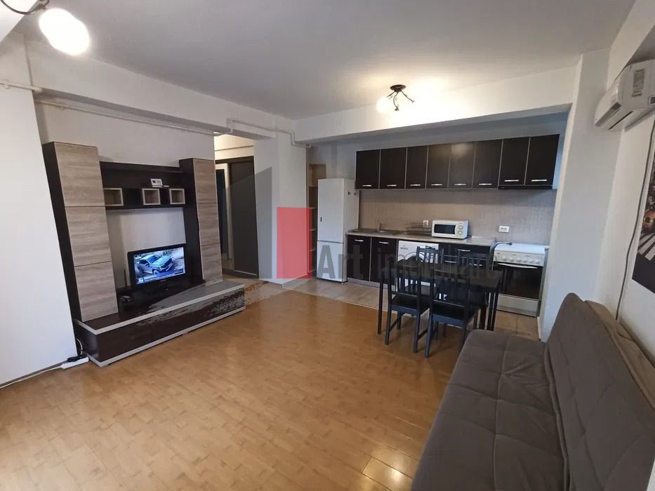 Inchiriere 2 Camere Vitan Mall - Poză 1