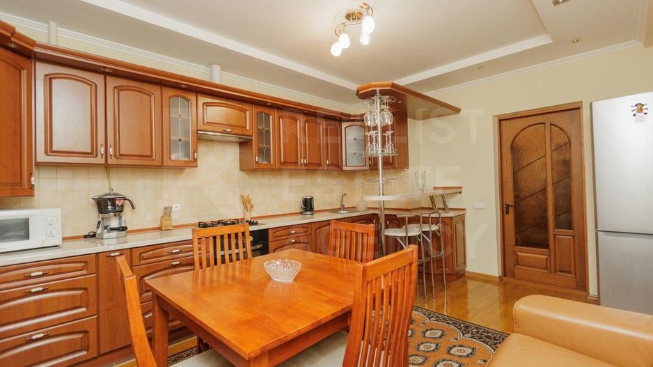 Chirie, apartament, 3 camere, strada Bogdan-Voievod, Râșcani - Poză 1