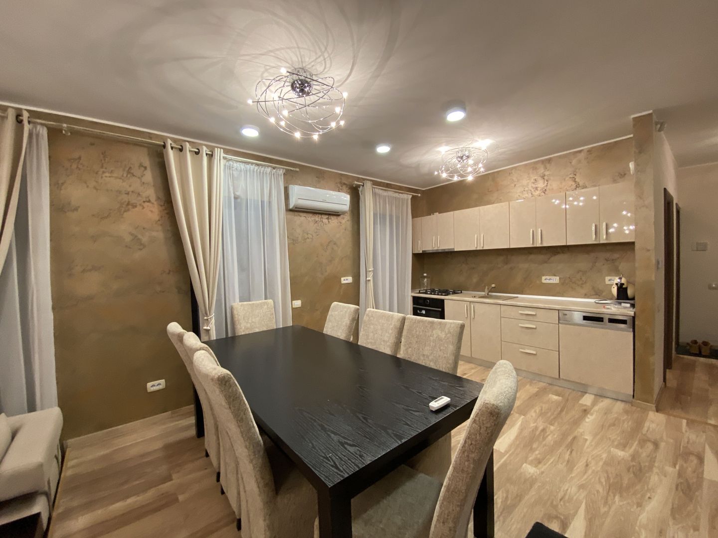 Duplex / cartier Europa/  curte/ terasa de 25 mp/ finisat modern - Poză 3