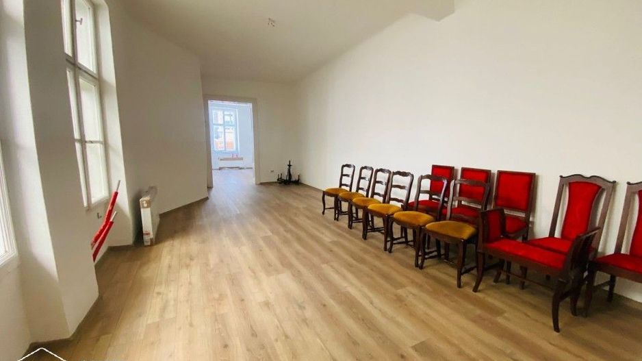 Bijuterie arhitecturală în inima Timișoarei – clădire monument istoric - Poză 4