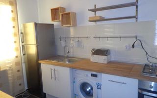 Închiriez apartament 2 camere Copou - Poză 1