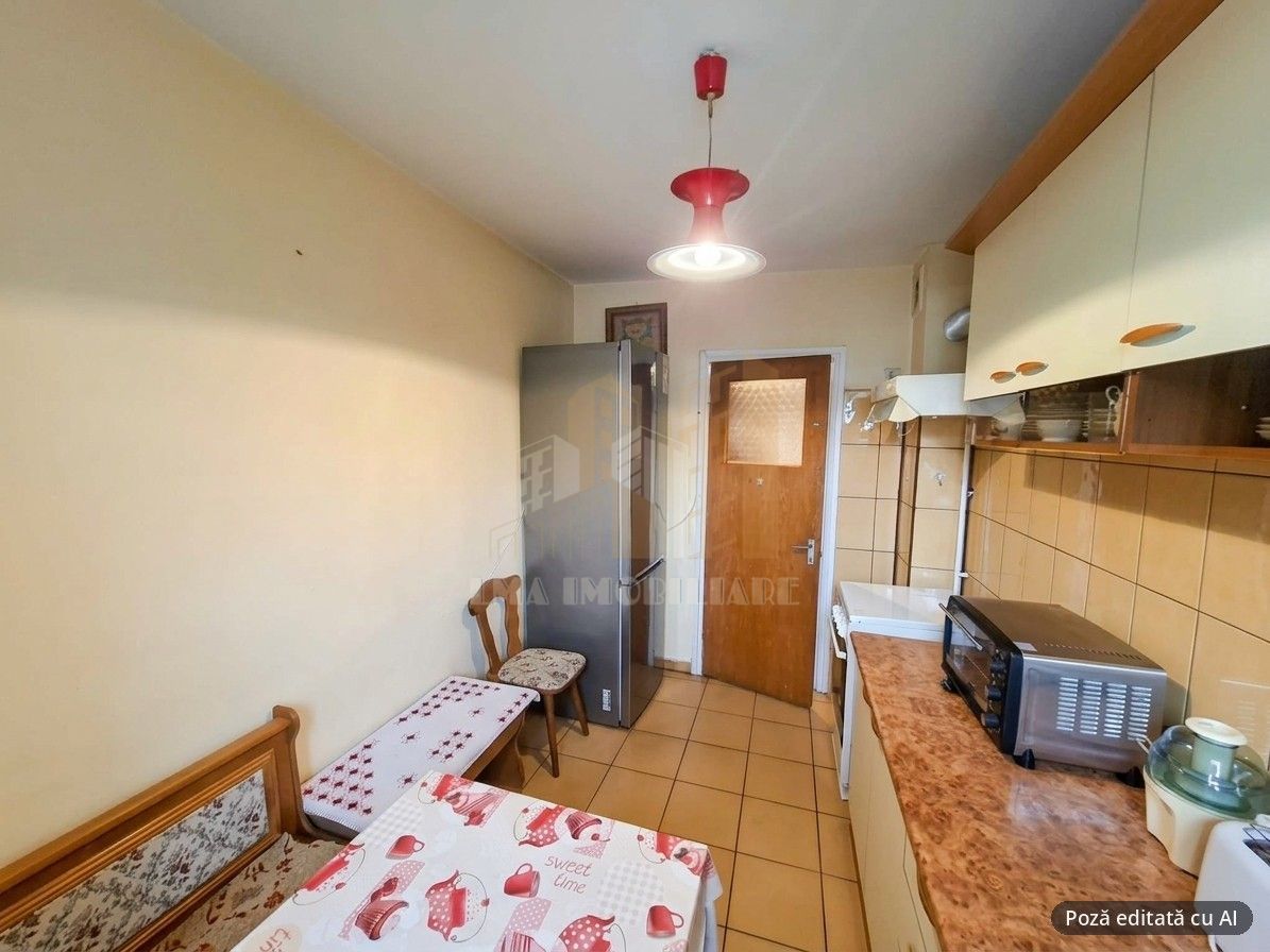 Apartament 3 camere semidecomandat Barbu Lautaru Brasov - Poză 4