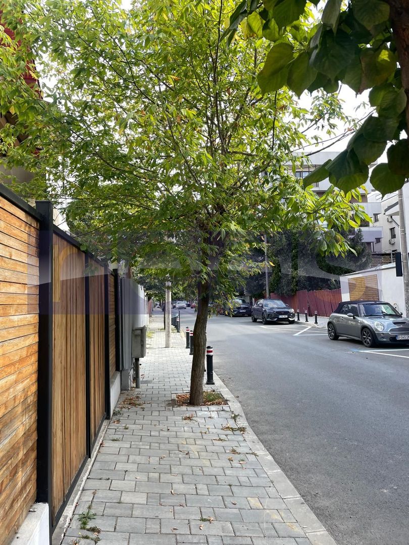 VANZARE | VILA DEOSEBITĂ | ZONA PARC CIRCULUI BARBU VACARESCU | 450MP - Poză 31