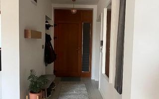 Locuinta spatioasa in triplex - Poză 9