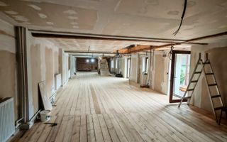 CASA SASEASCA comuna VULCAN,zona foarte buna,teren 3000 mp - Poză 25