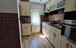 Apartament 4 camere |  Etajul 1 | Zona Micro 16 - Poză 12