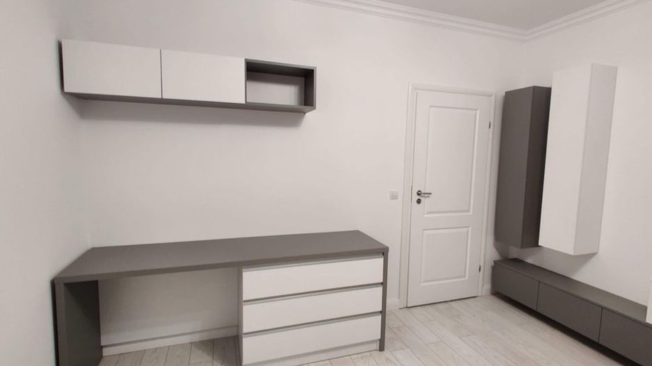 Inchiriez garsoniera Exigent Plaza 500€ Proprietar - Poză 6