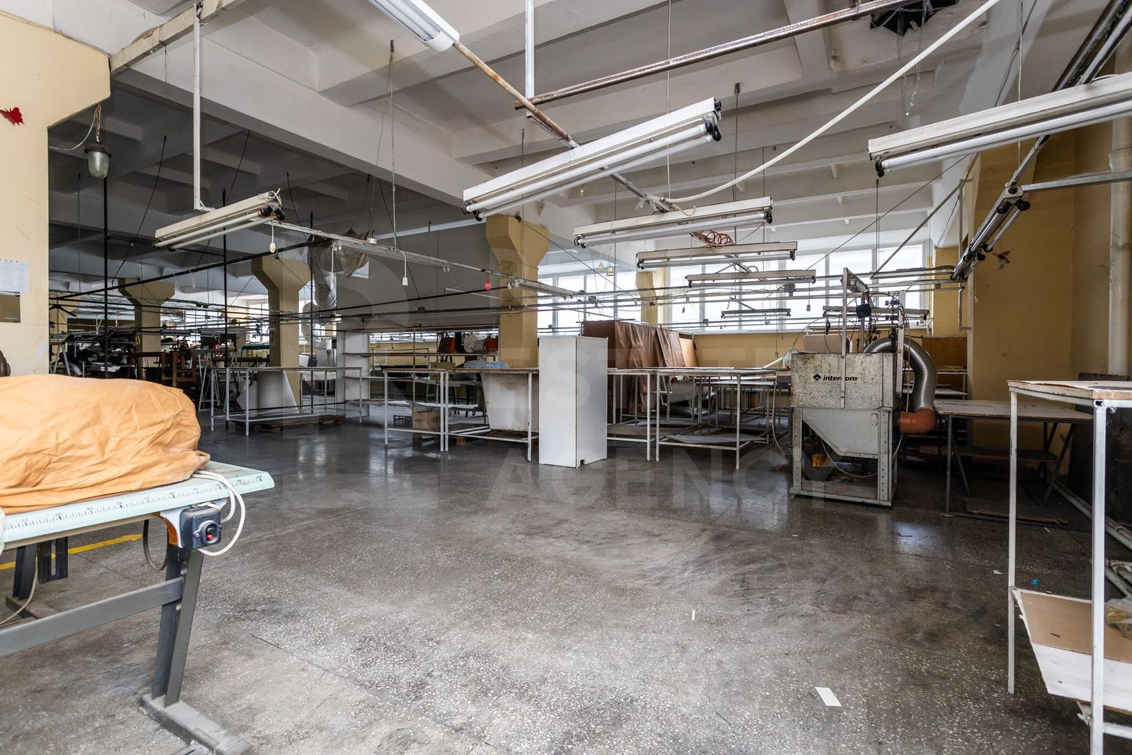 Chirie, spațiu industrial, 1000 mp, str. Sprîncenoaia, Centru - Poză 23