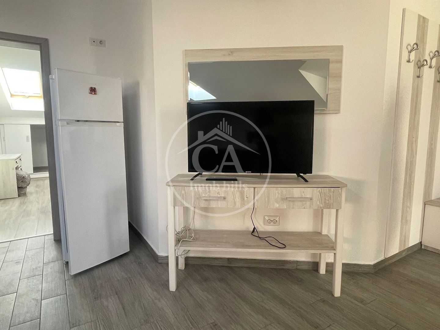 Casă de închiriat cu 2 camere în zona Centrală,Oradea - Poză 3
