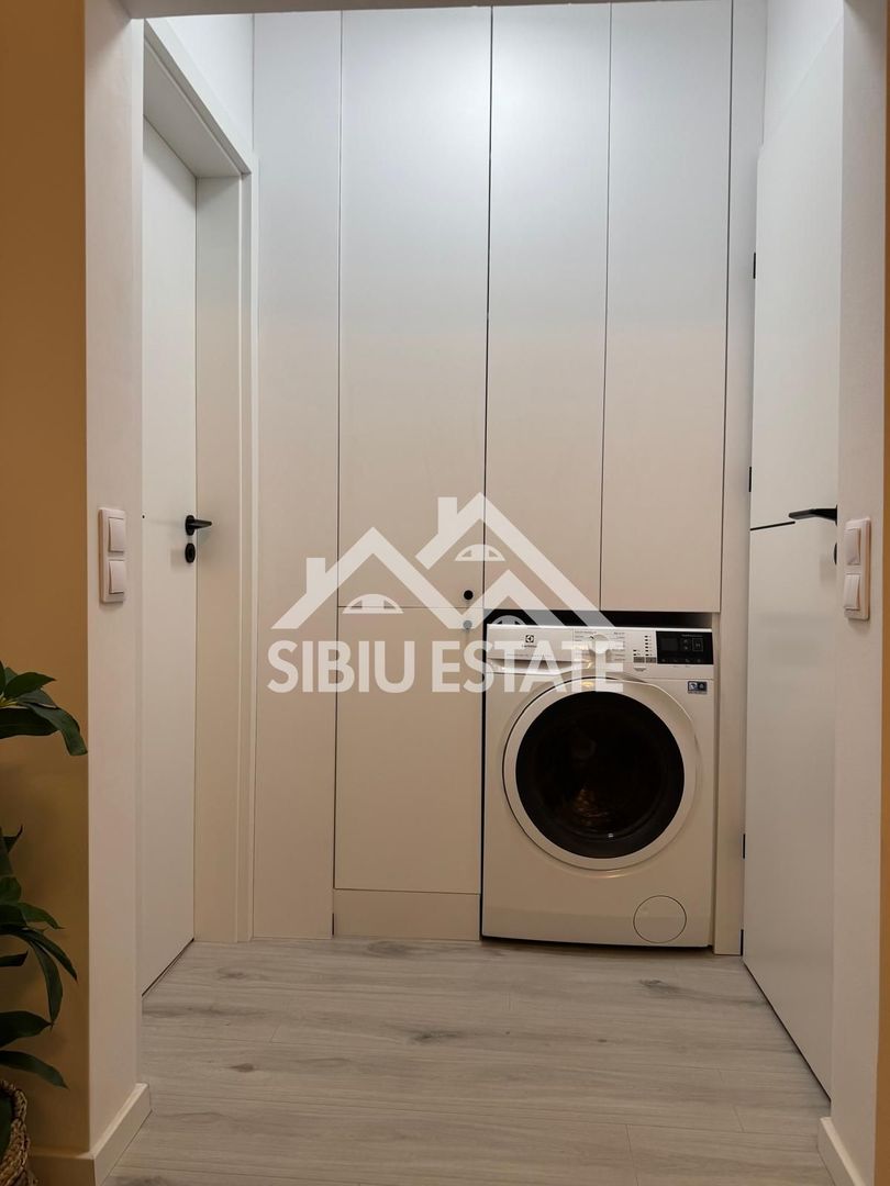 Apartament 3 camere 2 bai, pivita recent renovat-in Sibiu M.Viteazul - Poză 14