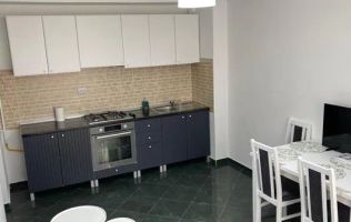 2 camere decomandat - 54 mp - Etaj 2/4 - Parcare inclusă - Vișoianu