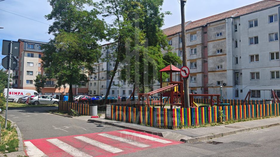 Apartament de vânzare 2 camere zona Hipodrom 3. - Poză 2