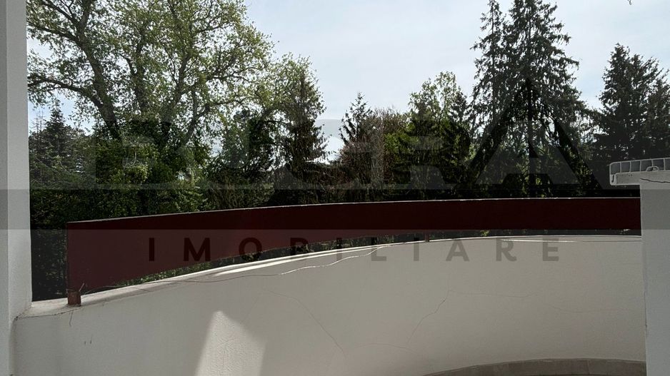 Garsoniera 30 mp, centrala proprie, balcon, zona UMF - Poză 8