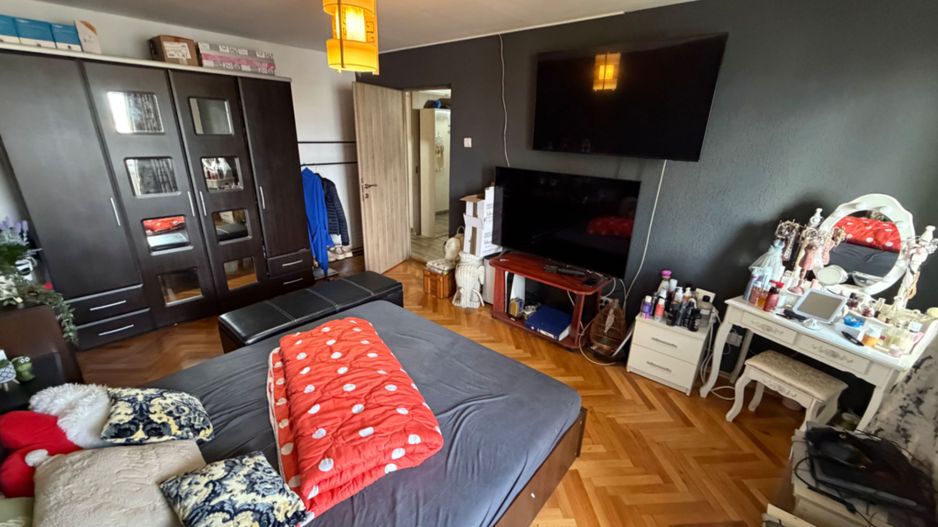Apartament 3 camere, decomandat  - zona Cetate - Poză 9