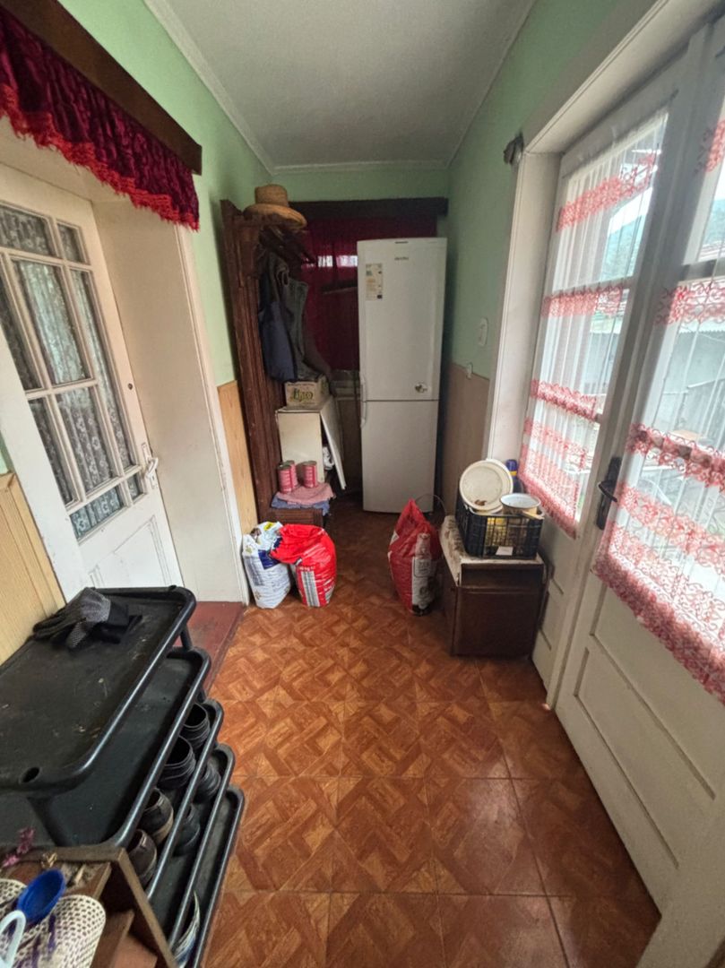 Casa de Vanzare in zona Suseni, in Cugir - Poză 2