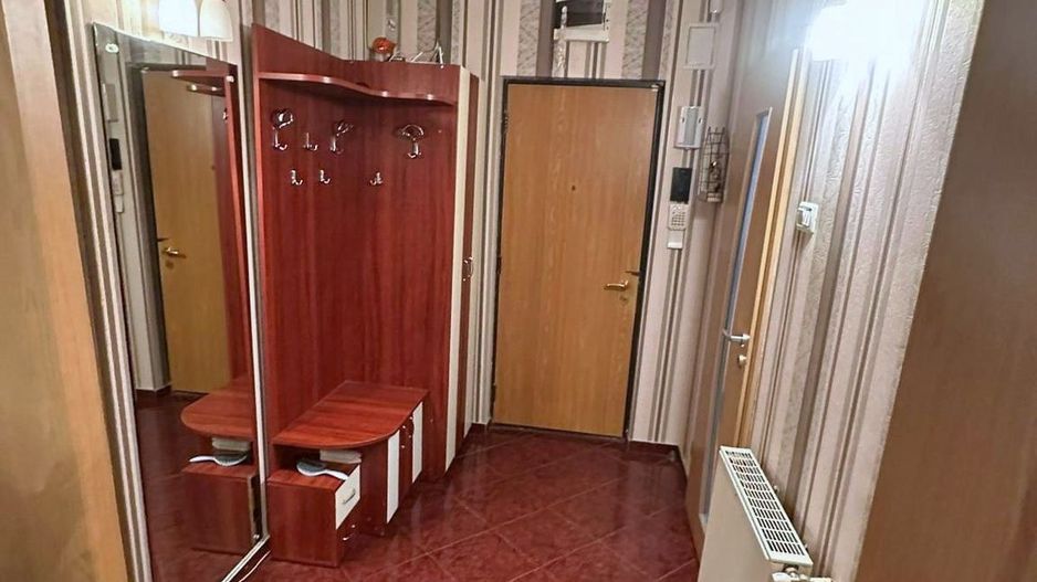 4 camere confort 1, centrală proprie, 2 băi, Titan - Poză 6