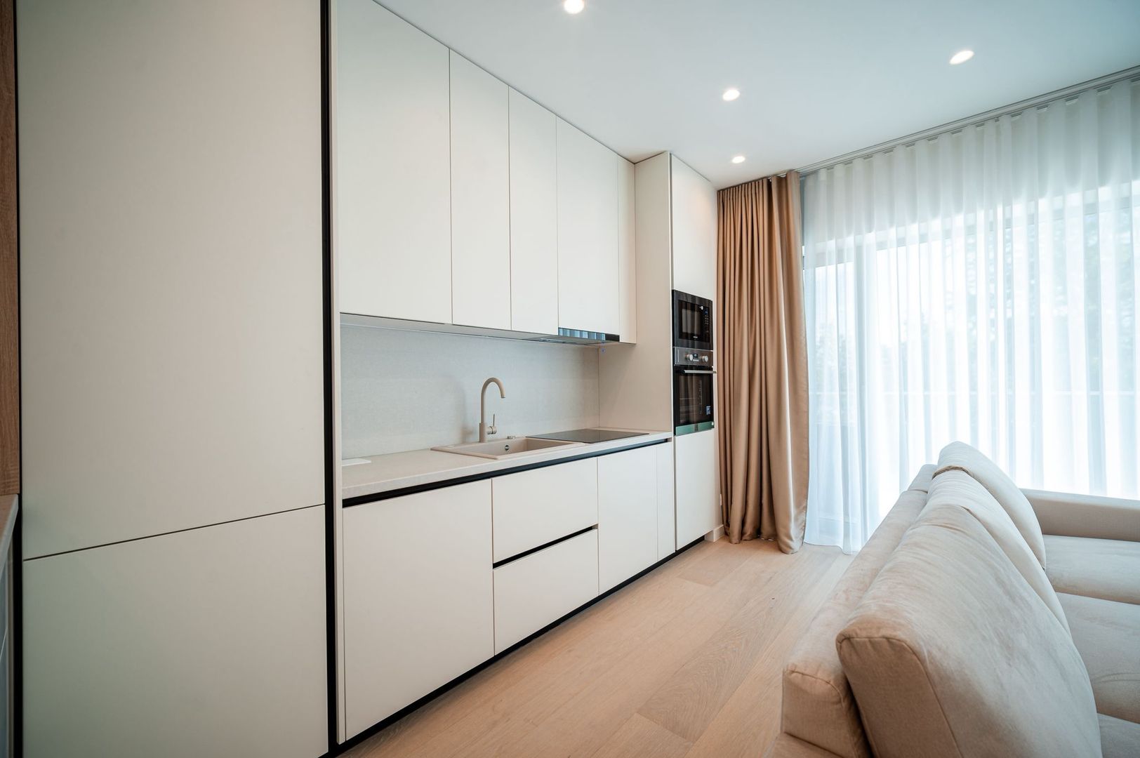 3 camere + loc de parcare in subteran inclus || AVIATIEI TOWER - Poză 8