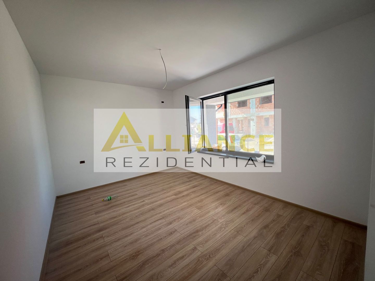 CASA PARTER-4 CAMERE- TEREN 356 MP-STR.ASFALTATA - Poză 11