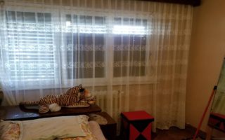 4 camere decomandate în Mănăștur – potențial excelent. - Poză 3