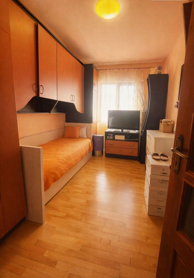 Apartament cu 3 camere – Zona Nufărul, Oradea - Poză 5