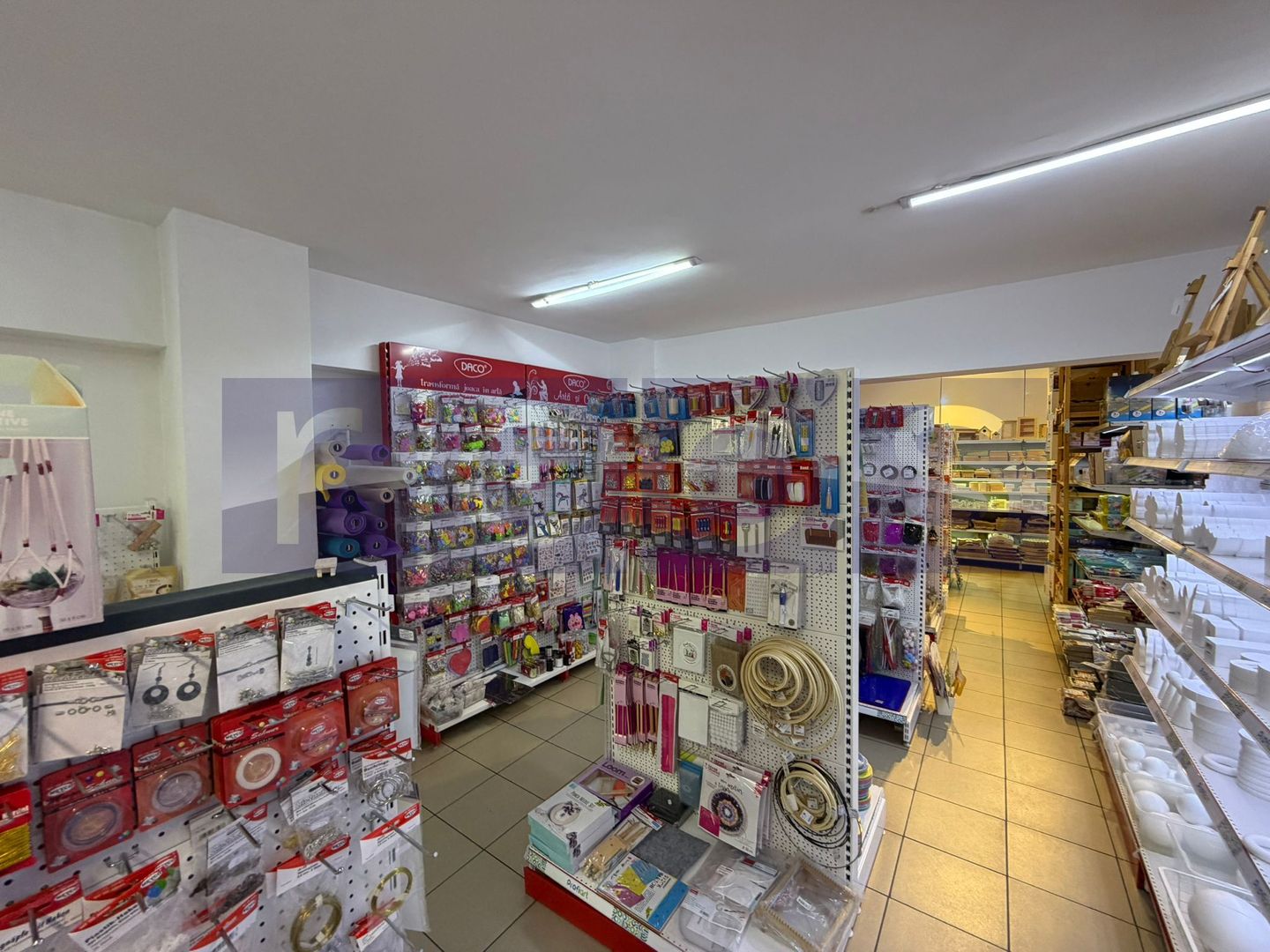 INCHIRIERE SPATIU COMERCIAL | PARTER | 255MP | VITRINA 22MP | OBOR | - Poză 3