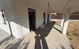 Casa individuala. 172 mp utili. Garaj. Disponibila imediat - Poză 21