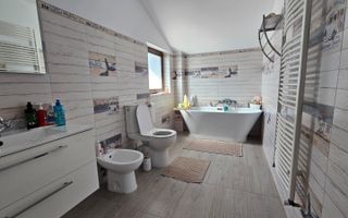 Casă individuală (P+M), finalizată 2020, în zona Vișani - Poză 2