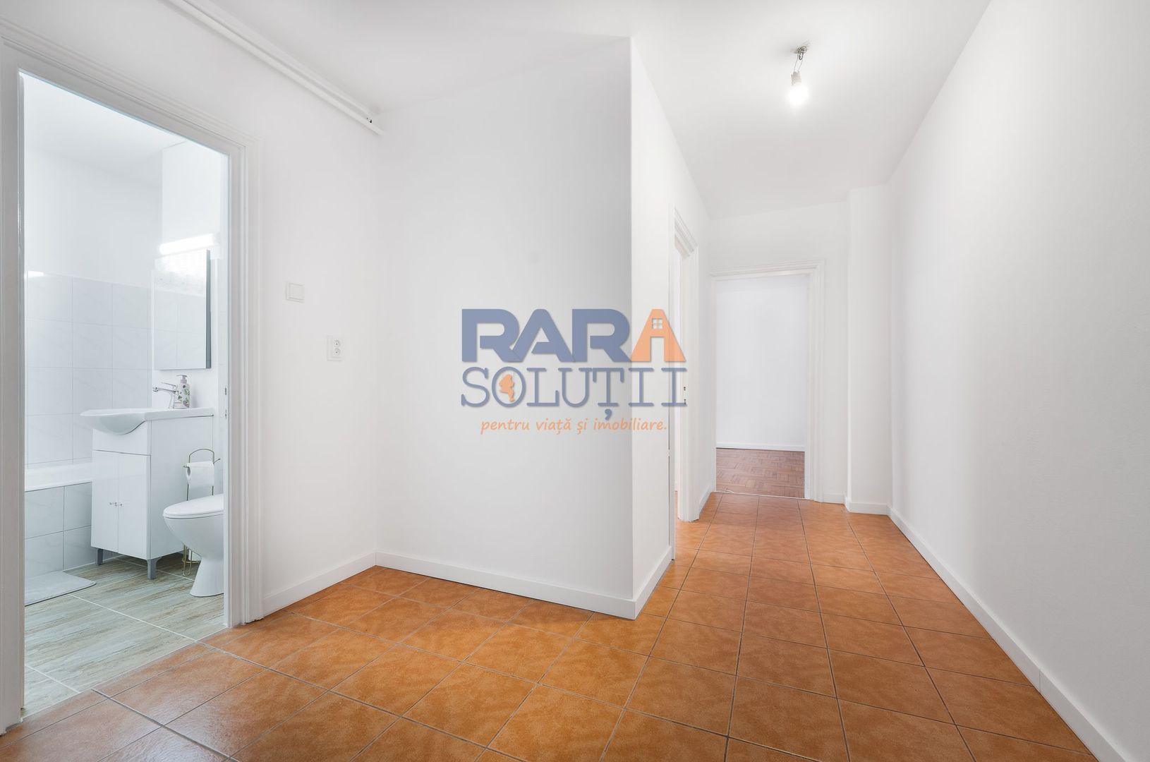 Spațiu pentru birou / salon / cabinet (38 mp) - Poză 3