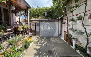 Apartament la casă de 2 camere, Medias - Poză 12