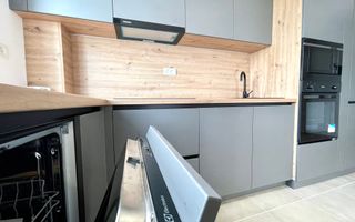 Apartament 2 camere modern,  parcare subterna+boxa, pet friendly TopCity Coresi - Poză 5