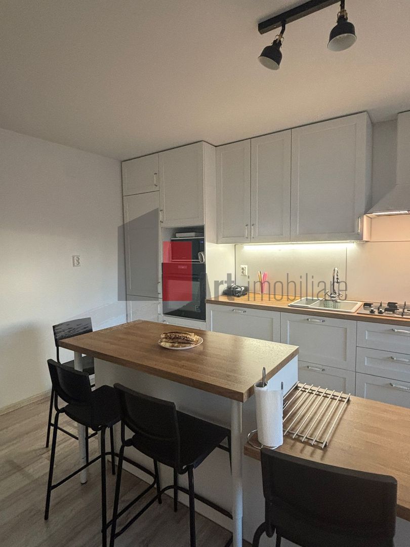 Casă modernă pentru familie, aproape de Parcul Teilor – mobilată complet - Poză 3