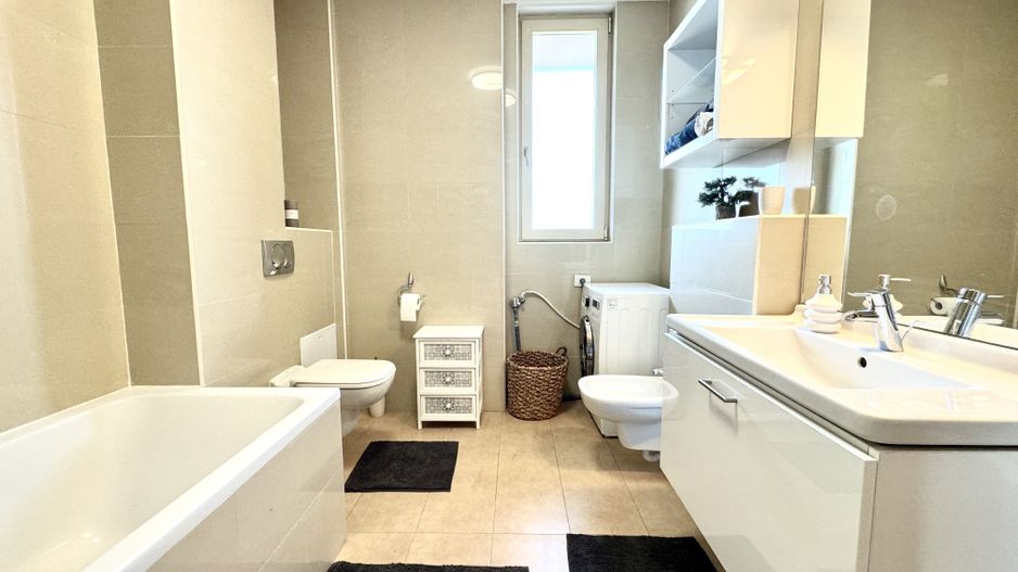 Apartament cu 4 camere, elegant si modern, in zona Centrala- Tender - Poză 21