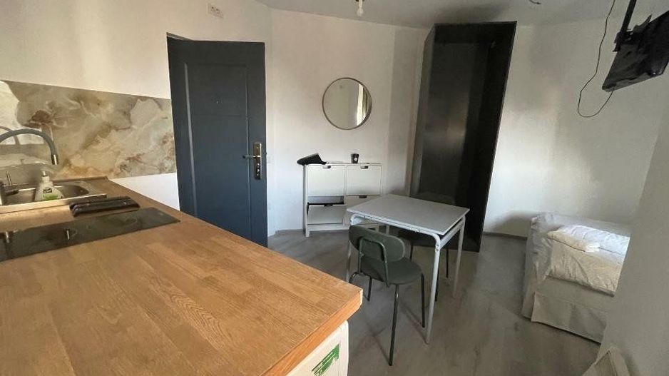 Etaj integral de vanzare in inima Capitalei 5m de la metrou - Poză 4