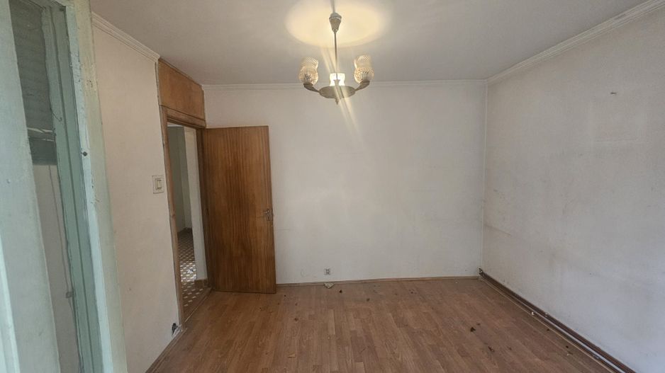 Apartament spațios 3 camere, 2 băi și 2 balcoane – Craiovei, Gh. Doja - Poză 5