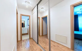 Natură, liniște și confort: 3 camere în Greenfield + Loc de parcare - Poză 15