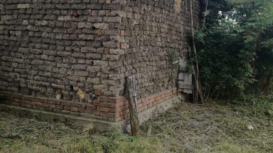 Ag BRASADAS vinde casa LOCUIBILA 3 cam teren 5.000 mp HOREA. - Poză 5
