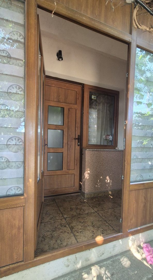 Vilă cu grădină exotică, într-un cartier liniștit – Lazu, Constanța - Poză 16