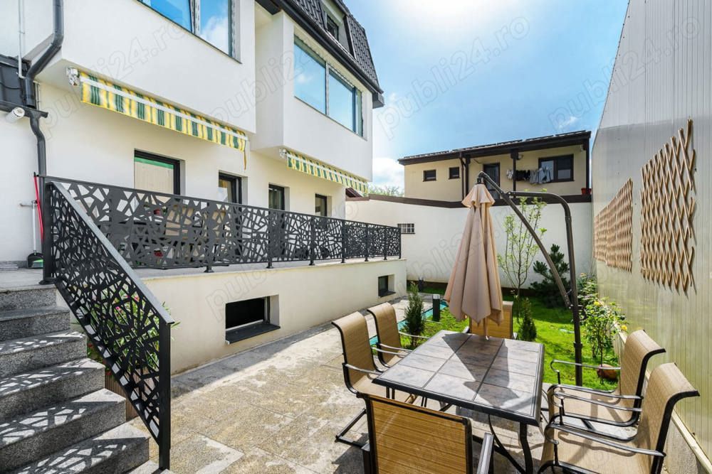 Vand apartament 5 camere ,200mp ,parter + curte proprie 150 mp - Poză 1