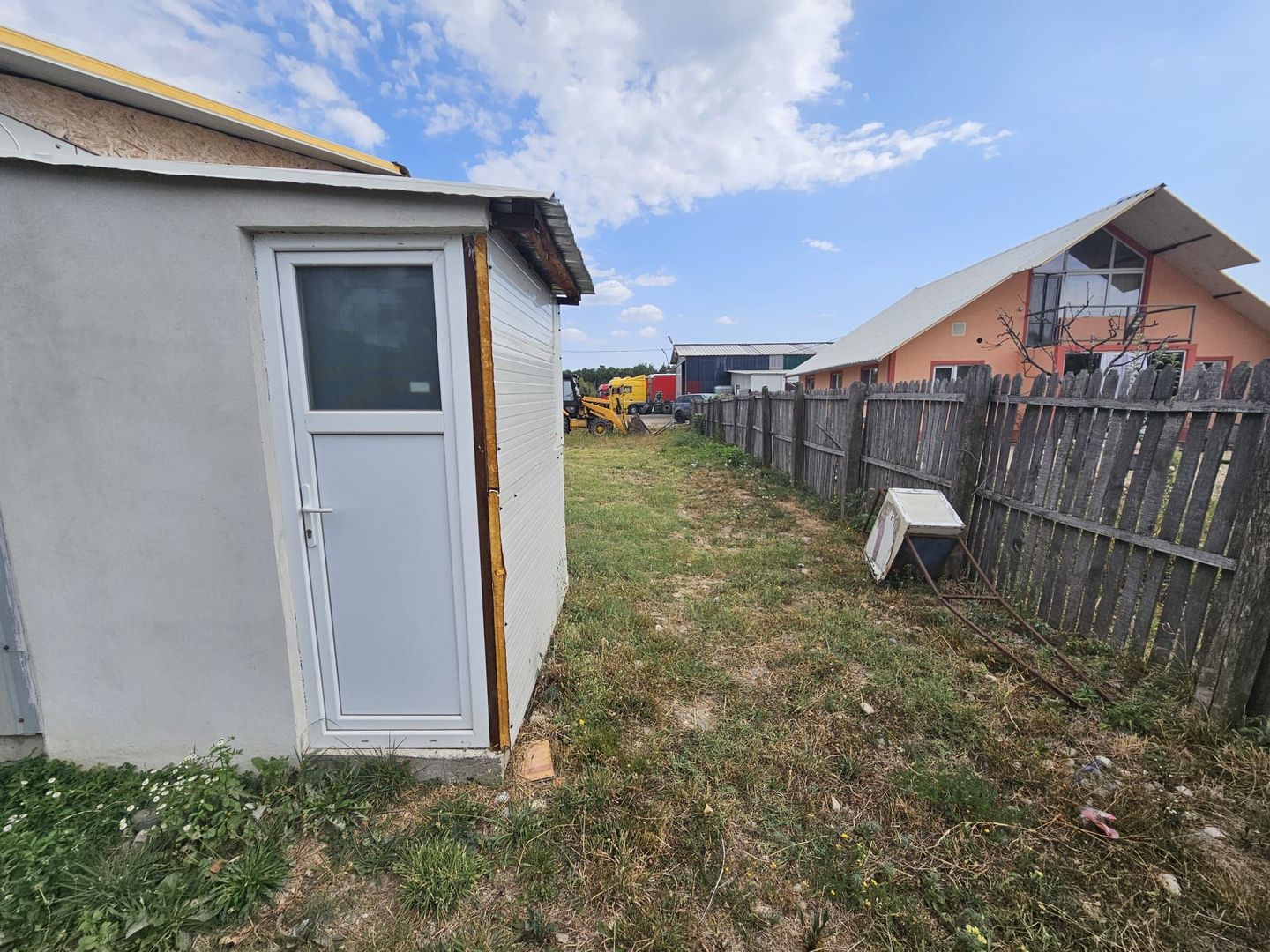 Spatiu comercial + teren, Moraresti stradal, DN7 Pitesti-Valcea - Poză 9