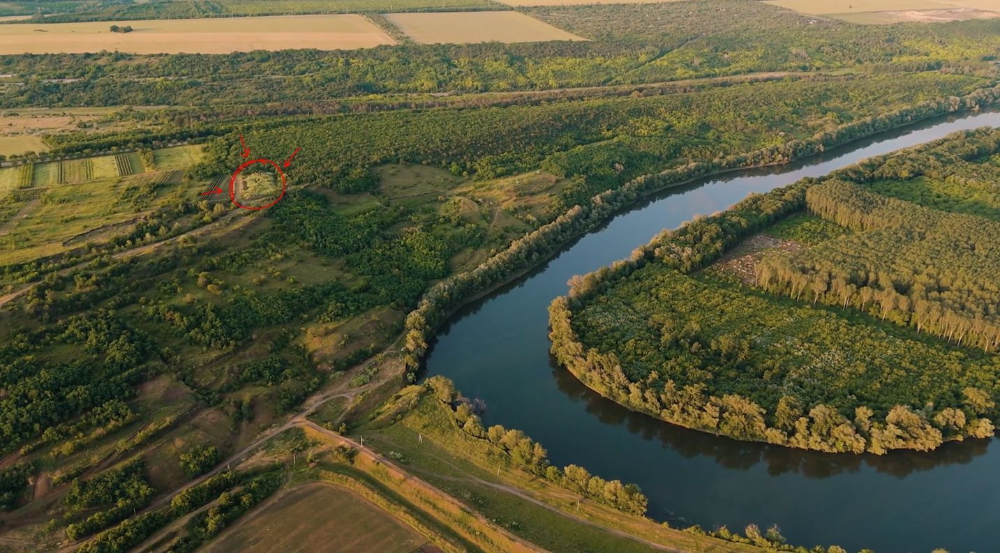 Teren agricol intravilan, 49 ari pe malul Nistrului, Doroțcaia - Poză 1