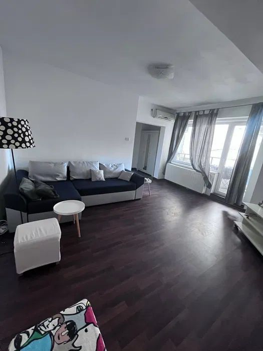 Apartament superb, doua camere, zona Cismigiu - Poză 1