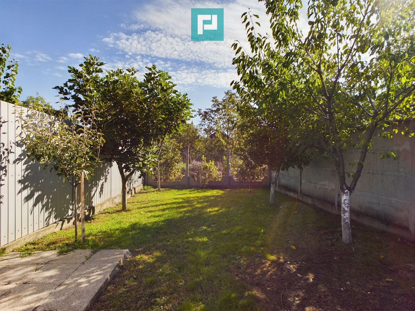 Vilă cu teren generos în Pârneava - Poză 18