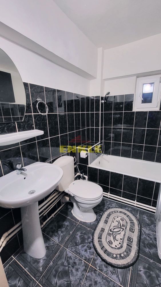 Apartament 4 camere, 90 mp, 2 băi, 2 balcoane, loc parcare+ boxa - Poză 7