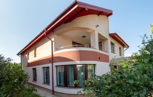 Casa in zona Vitan - Splai, ideala pentru orice tip de activitate sau locuinta