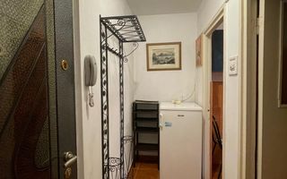 1 Camera ultracentral, in zona Medicina - Poză 4