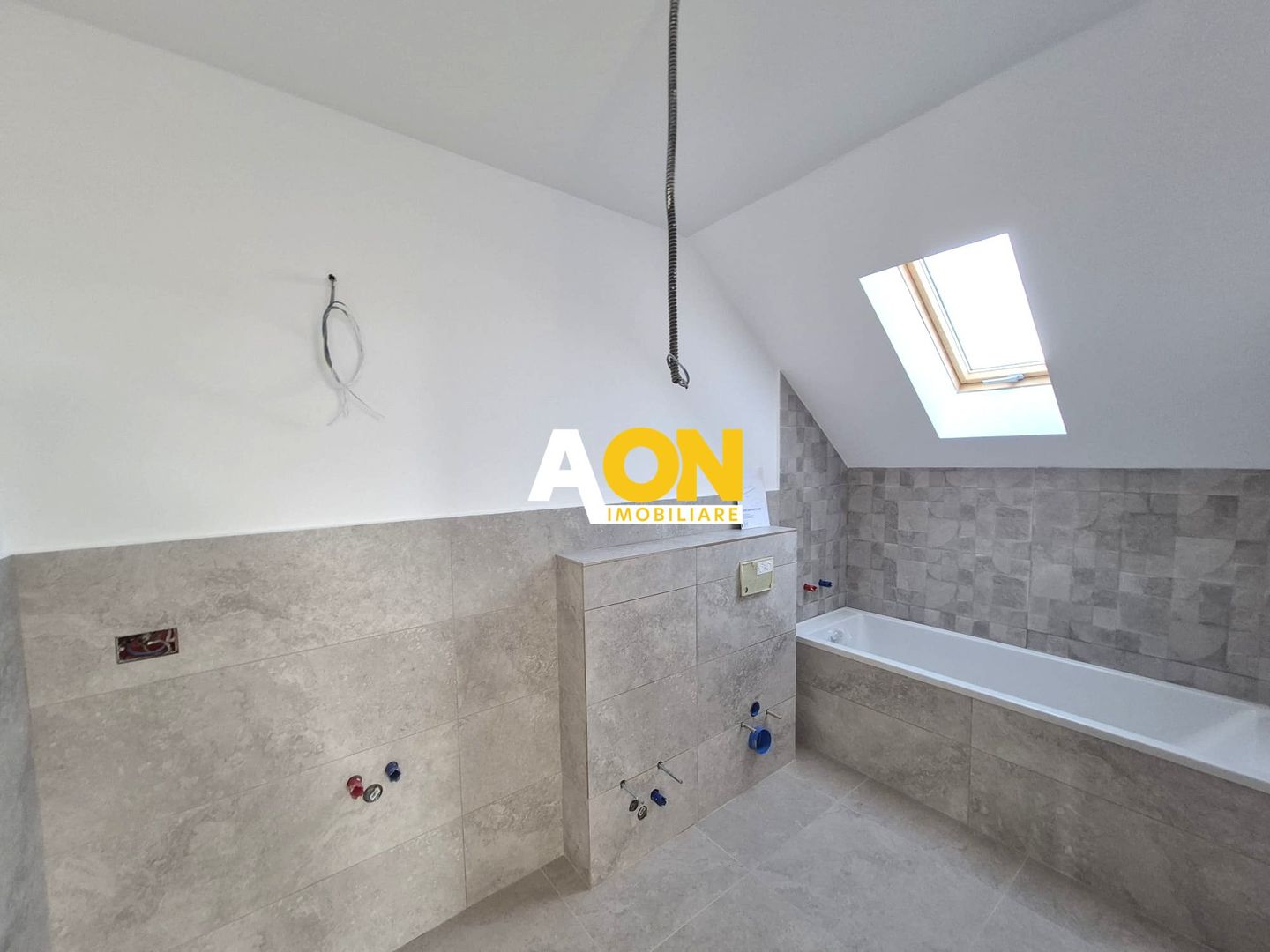 Casa 4 Camere, 138 mp, P+M, Teren 400 mp, Toate Utilitatile, Micesti - Poză 15