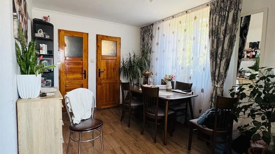 Casa cu acces auto in curte Grigorescu - Poză 3