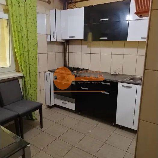 Apartament cu 4 camere in zona Gorjului - Poză 1