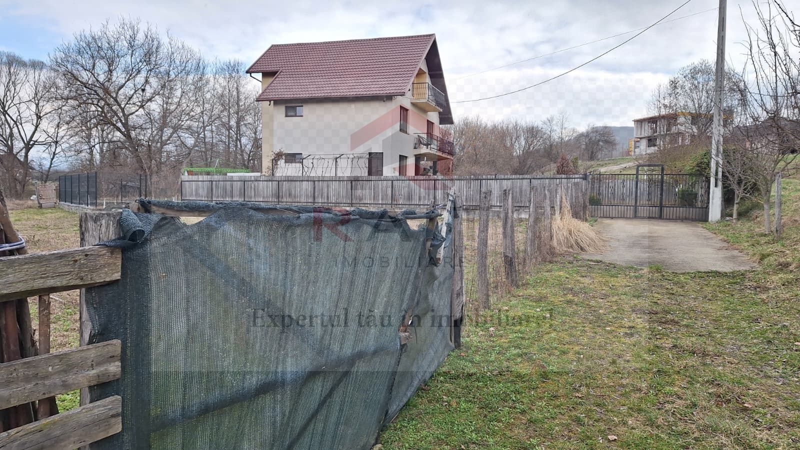 Teren intravilan Curtea de Arges - Poză 1